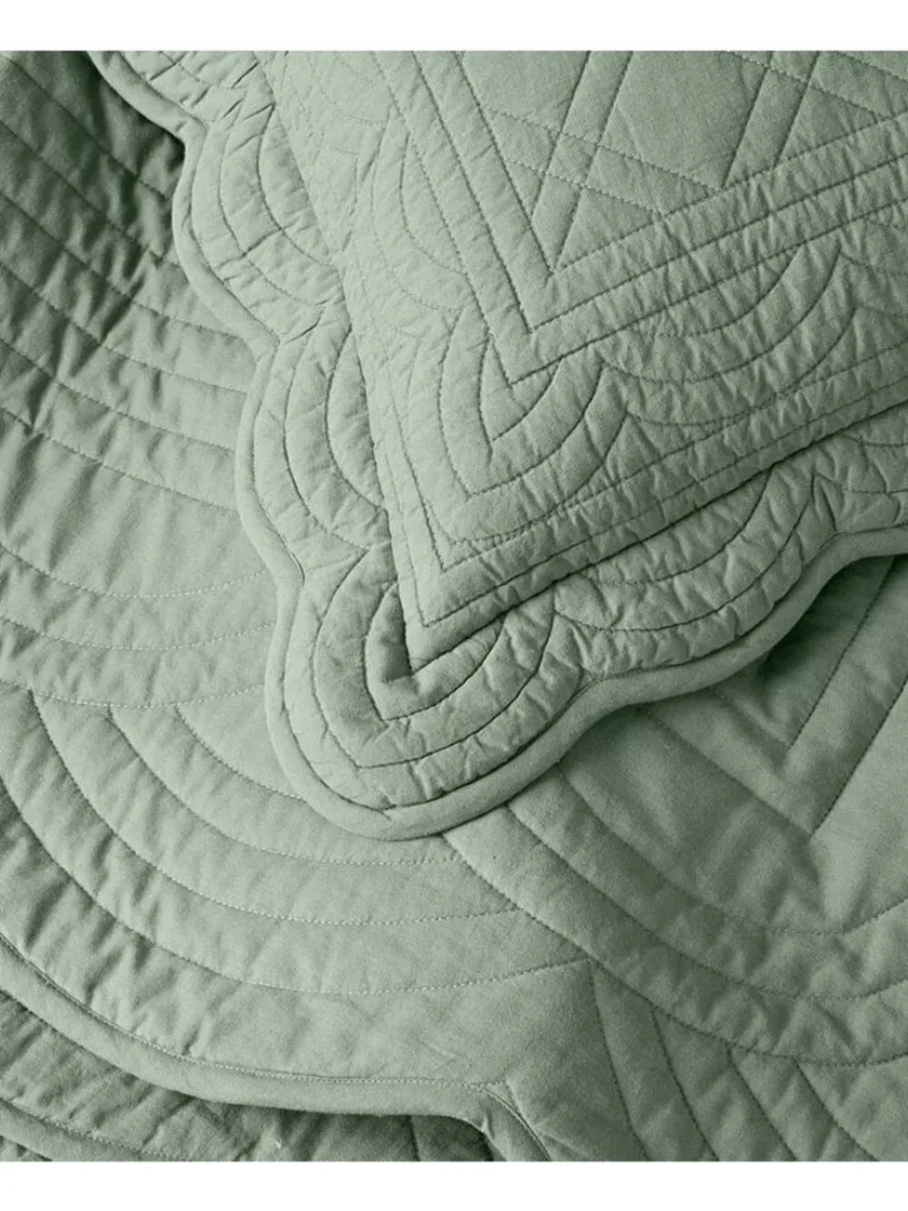Charter Club Bailey Scallop 3-Piece Quilt Set – Full/Queen $285